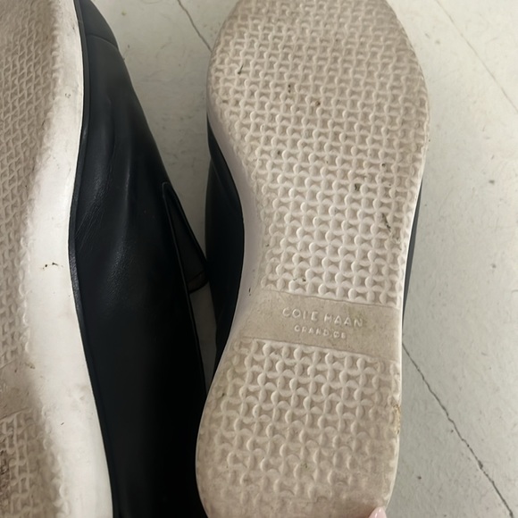 Cole Haan loafer flats. Wore just a handful of times. Really comfortable - Picture 2 of 4